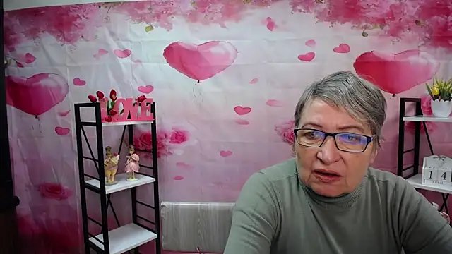 OlgaLuck online show from 15, 4, 2026