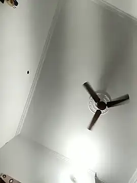 Snapshot of paro22_sex chatting on 15, 4, 2026 paro22 sex online show from 15, 4, 2026