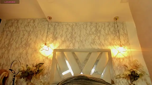 Snapshot of Mysterius_Woman chatting on 14, 6, 2026 Mysterius Woman online show from 14, 6, 2026