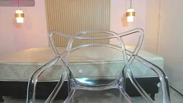 Izelevans online show from 12, 4, 2026