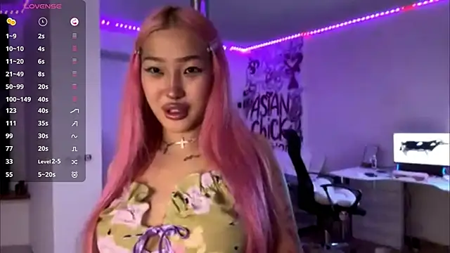 Snapshot of EIeniVanwart chatting on 26, 2, 2026 EIeniVanwart online show from 26, 2, 2026