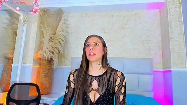 Snapshot of BritneyCortz_ chatting on 19, 2, 2026 BritneyCortz online show from 19, 2, 2026