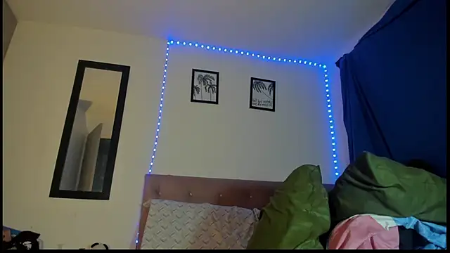 exotis tiahara777 online show from 12, 4, 2026