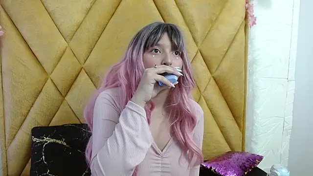 CandySwan online show from 18, 12, 2025