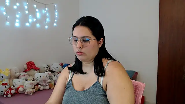 suckdreams19 online show from 4, 2, 2026