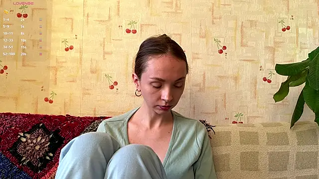 Snapshot of PaulaTisch chatting on 6, 3, 2026 PaulaTisch online show from 6, 3, 2026