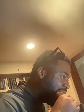 Snapshot of BlackWood777777 chatting on 23, 11, 2025 BlackWood777777 online show from 23, 11, 2025