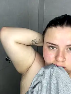 Kitty Bms  online show from 21, 12, 2025