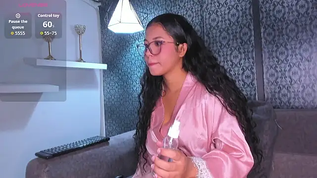 AmberRoses  online show from 18, 12, 2025