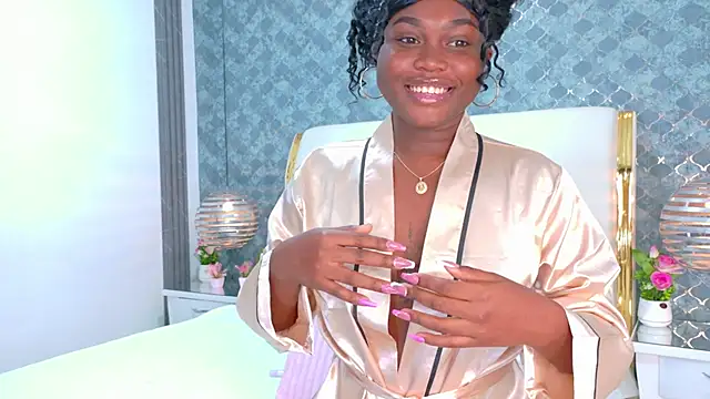 ThianaGarcia online show from 13, 1, 2026