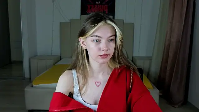 MILLIE MUR online show from 9, 1, 2026