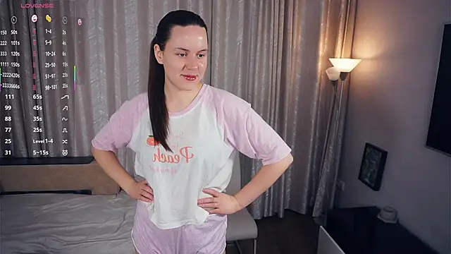 SanoraVillnave online show from 5, 12, 2025