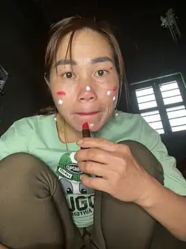 meganmeo online show from 12, 2, 2026