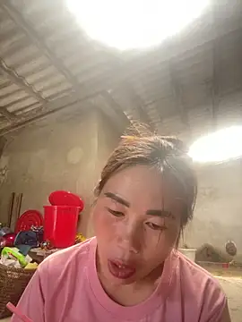 meganmeo online show from 6, 4, 2026