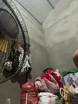 meganmeo online show from 11, 4, 2026