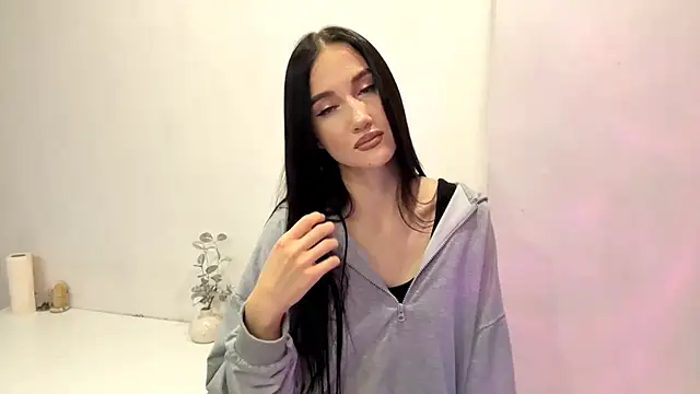 Beautyofnlka online show from 24, 11, 2025