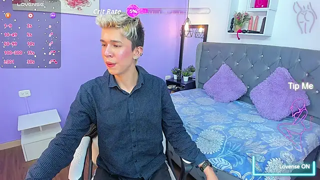 Snapshot of Juaan_Diick chatting on 1, 12, 2025 Juaan Diick online show from 1, 12, 2025