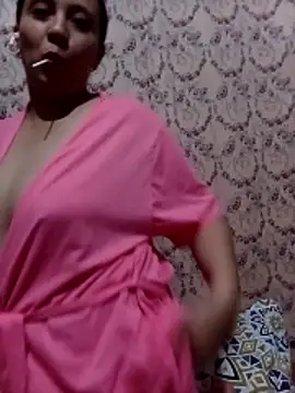 sexymaxine15 online show from 27, 11, 2025