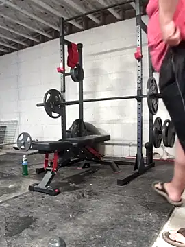 BigBearforCuddles online show from 18, 4, 2026