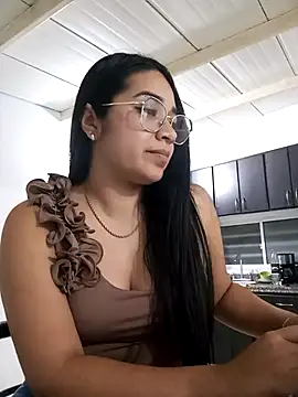  Samantha xxxx online show from 4, 12, 2025