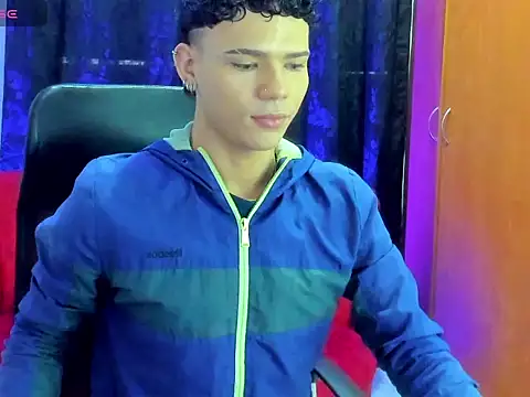 Snapshot of secret_justin7 chatting on 27, 11, 2025 secret justin7 online show from 27, 11, 2025