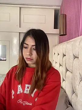 MaddieHunter online show from 25, 11, 2025