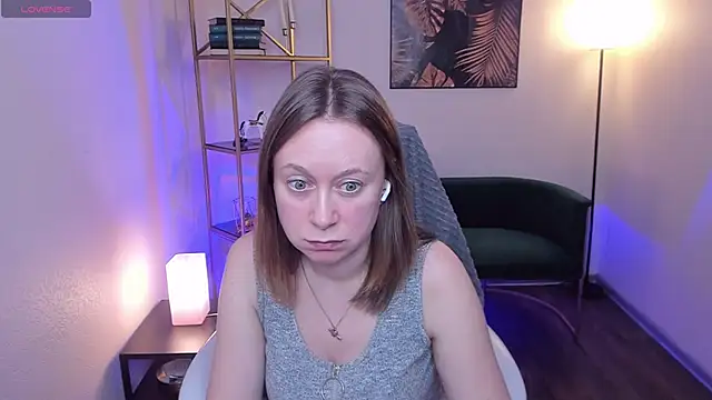 Brooke lover online show from 8, 4, 2026