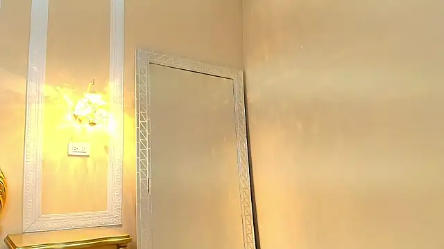 HallieStone online show from 2, 4, 2026