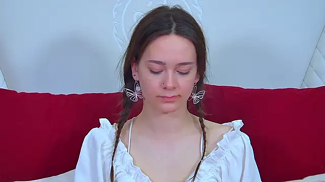 Snapshot of LilyLanes chatting on 26, 11, 2025 LilyLanes online show from 26, 11, 2025