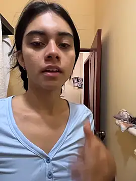 Miia moonn online show from 5, 4, 2026