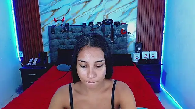 Meryandcris online show from 10, 4, 2026