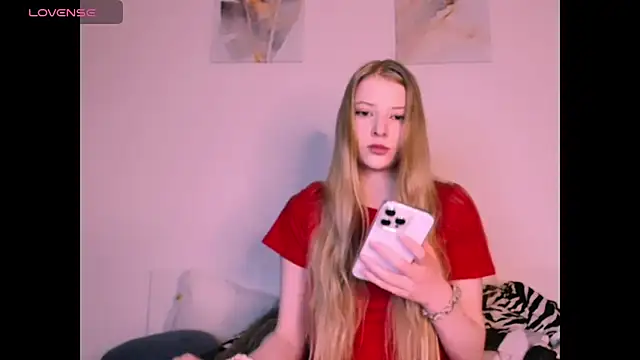 Snapshot of _Milana_Sparkl75_ chatting on 11, 1, 2026 Milana Sparkl75 online show from 11, 1, 2026