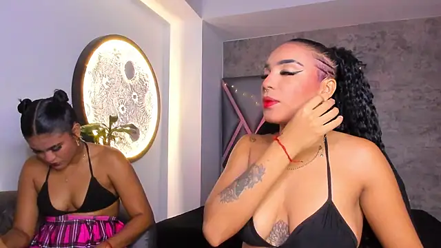 Snapshot of Polett_Amaranta chatting on 28, 11, 2025 Polett Amaranta online show from 28, 11, 2025