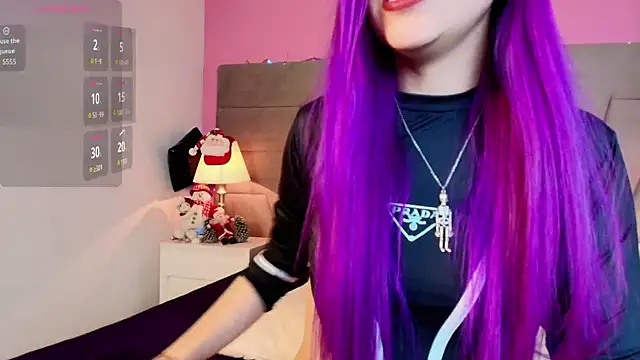 Snapshot of Emilyroth chatting on 19, 12, 2025 Emilyroth online show from 19, 12, 2025