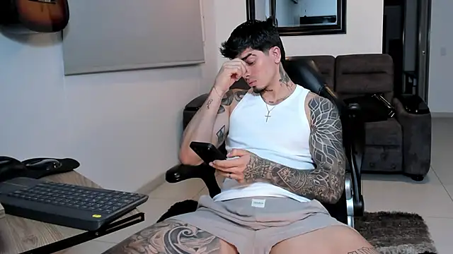  mrcock   online show from 8, 7, 2026