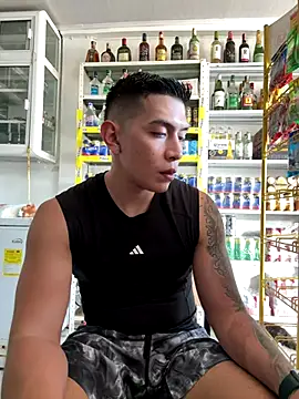 OliverWest04 online show from 17, 12, 2025