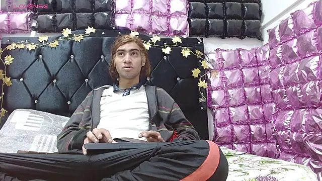 Snapshot of andresdark_07 chatting on 30, 11, 2025 andresdark 07 online show from 30, 11, 2025