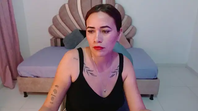 Snapshot of Kim-Fiori chatting on 1, 12, 2025 Kim-Fiori online show from 1, 12, 2025