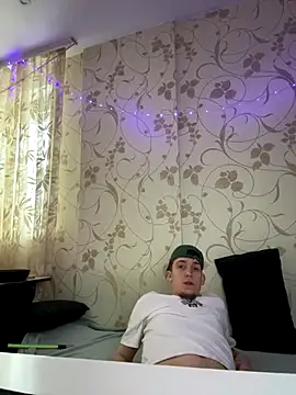 Snapshot of Rabizoon chatting on 25, 11, 2025 Rabizoon online show from 25, 11, 2025