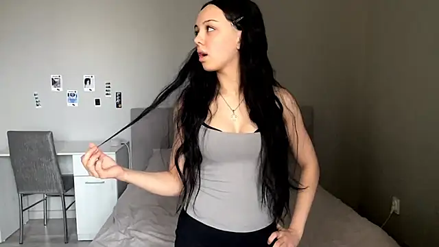 BabyEmi online show from 28, 11, 2025