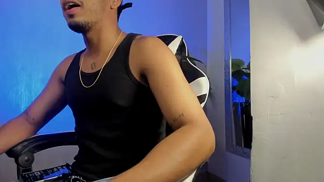 Brand Collins online show from 14, 12, 2025