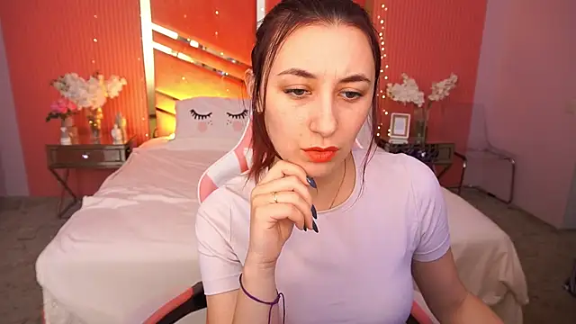 RoxieRay online show from 4, 2, 2026