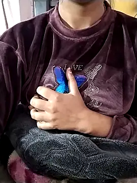 RASHMI SHARMA9 online show from 1, 2, 2026