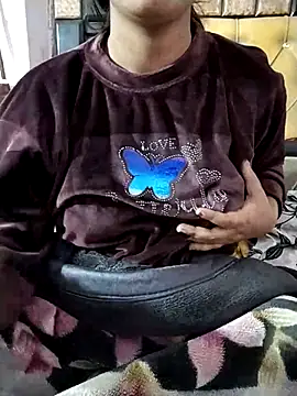 RASHMI SHARMA9 online show from 3, 2, 2026