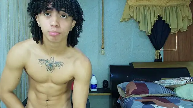 Snapshot of kim_curlyy chatting on 31, 3, 2026 kim curlyy online show from 31, 3, 2026