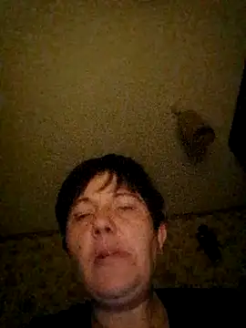 Snapshot of LusiaD chatting on 2, 12, 2025 LusiaD online show from 2, 12, 2025