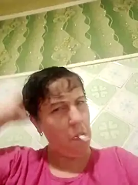 Snapshot of LusiaD chatting on 3, 12, 2025 LusiaD online show from 3, 12, 2025