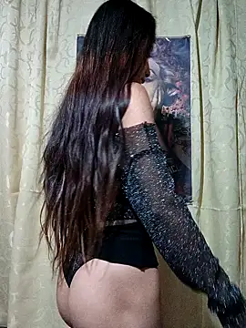 Snapshot of Roslin-nix2 chatting on 1, 12, 2025 Roslin-nix2 online show from 1, 12, 2025