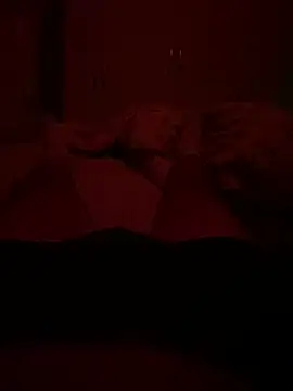 Snapshot of MatiG2323 chatting on 16, 4, 2026 MatiG2323 online show from 16, 4, 2026