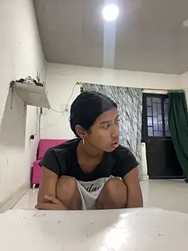 Snapshot of KattyAndDorian chatting on 28, 11, 2025 KattyAndDorian online show from 28, 11, 2025